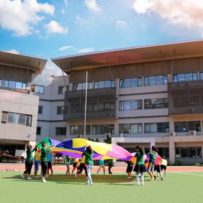 青苗阳光上东校区 ( 学前班 -6 年级 )
